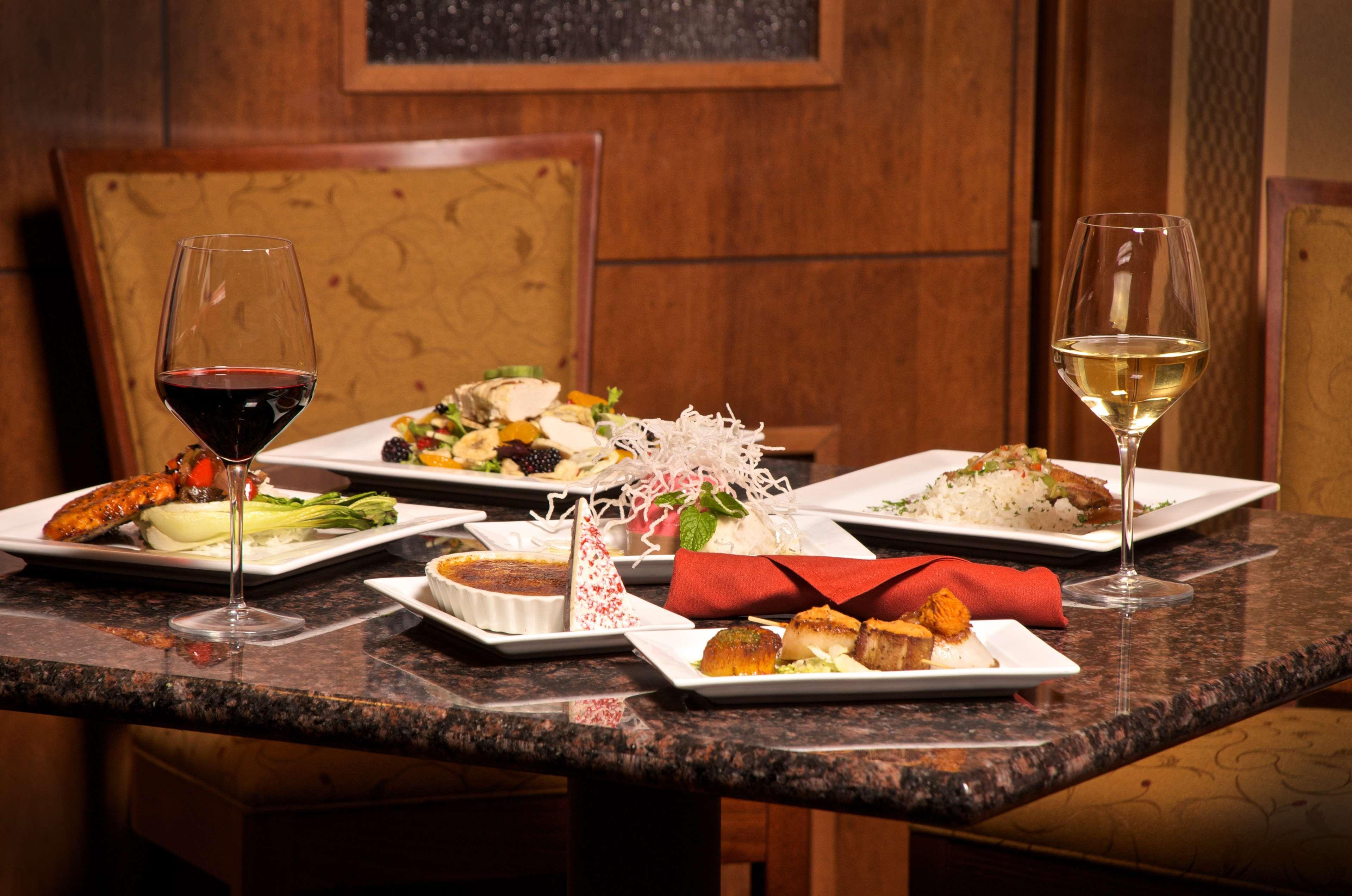 Doubletree By Hilton Bay City - Riverfront Bagian luar foto