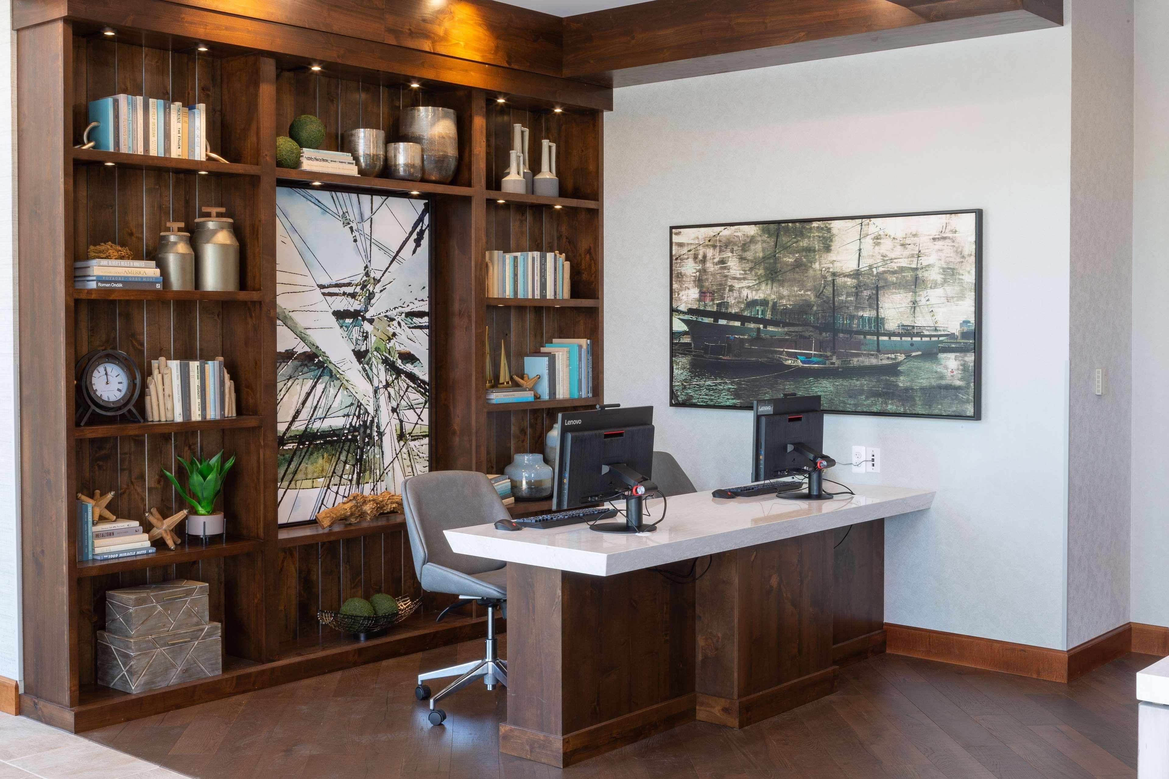 Doubletree By Hilton Bay City - Riverfront Bagian luar foto
