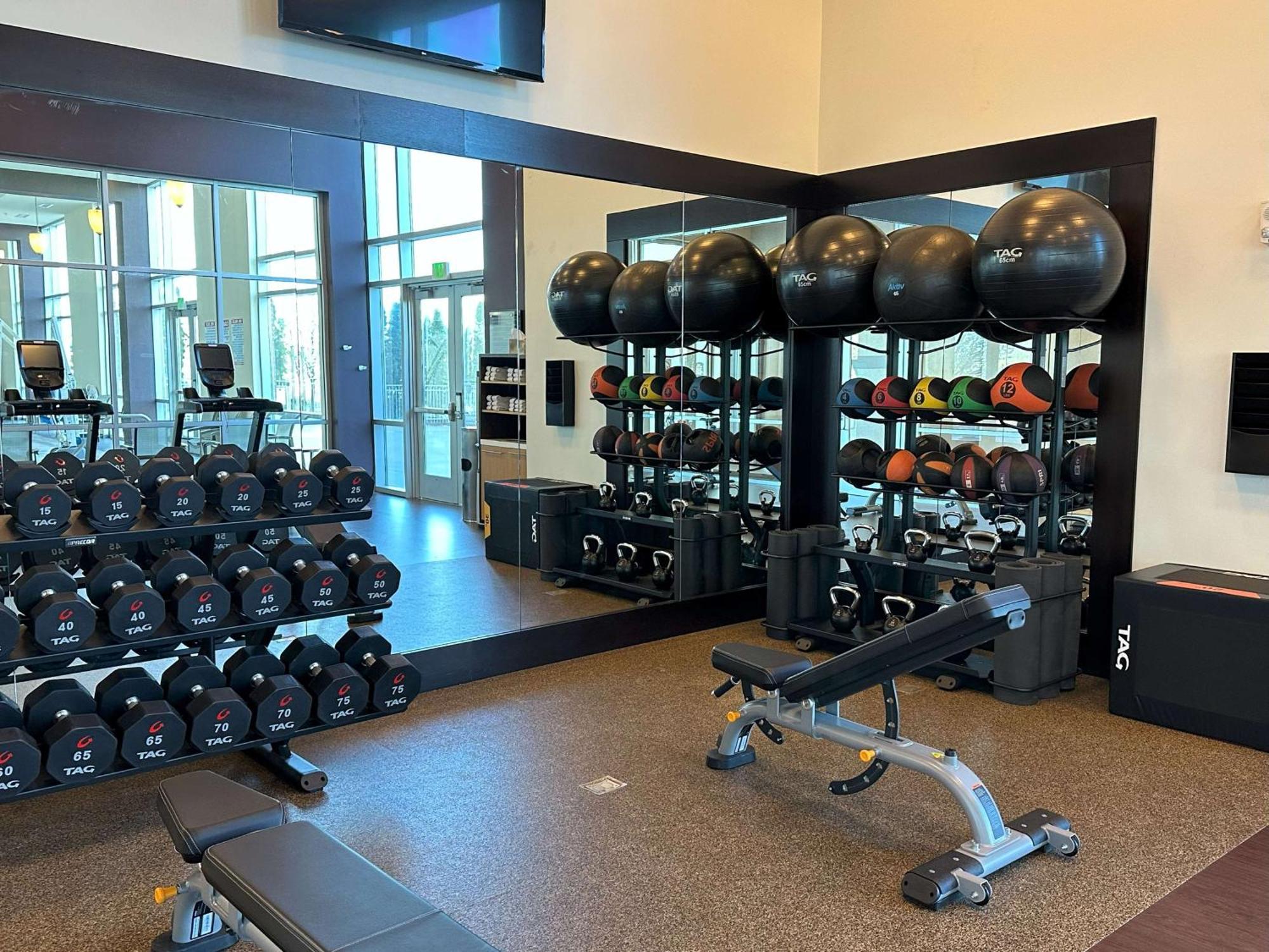 Doubletree By Hilton Bay City - Riverfront Bagian luar foto